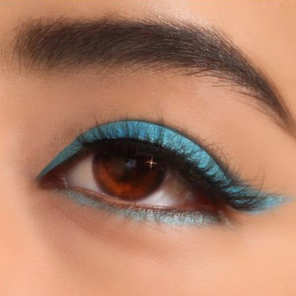 Moira Statement Shimmer Liner (017, Sky Blue) - Image 3